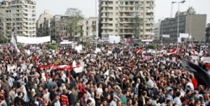 Protestos pediram o fim do governo de Hosni Mubarak no Egito 