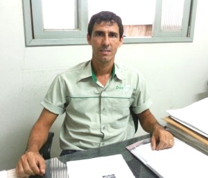 Chefe do escritório do Incaper de Vila Pavão, Rogério Durães de oliviera