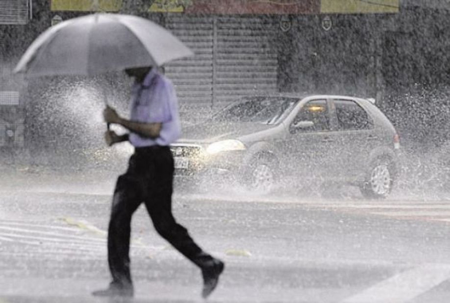 O acumulado de chuva chegou a 581 milímetros na Grande Vitória nas últimas 24 horas