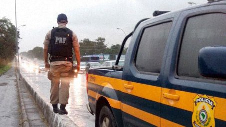 Aumenta o número de mortos em acidentes e de motoristas flagrados em excesso de velocidade durante o carnaval