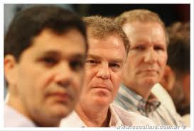 Casagrande  busca unanimidade, mas joga definição para maio