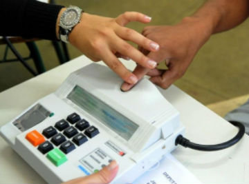 Sistema biométrico de votação começa a ser implantado no ES