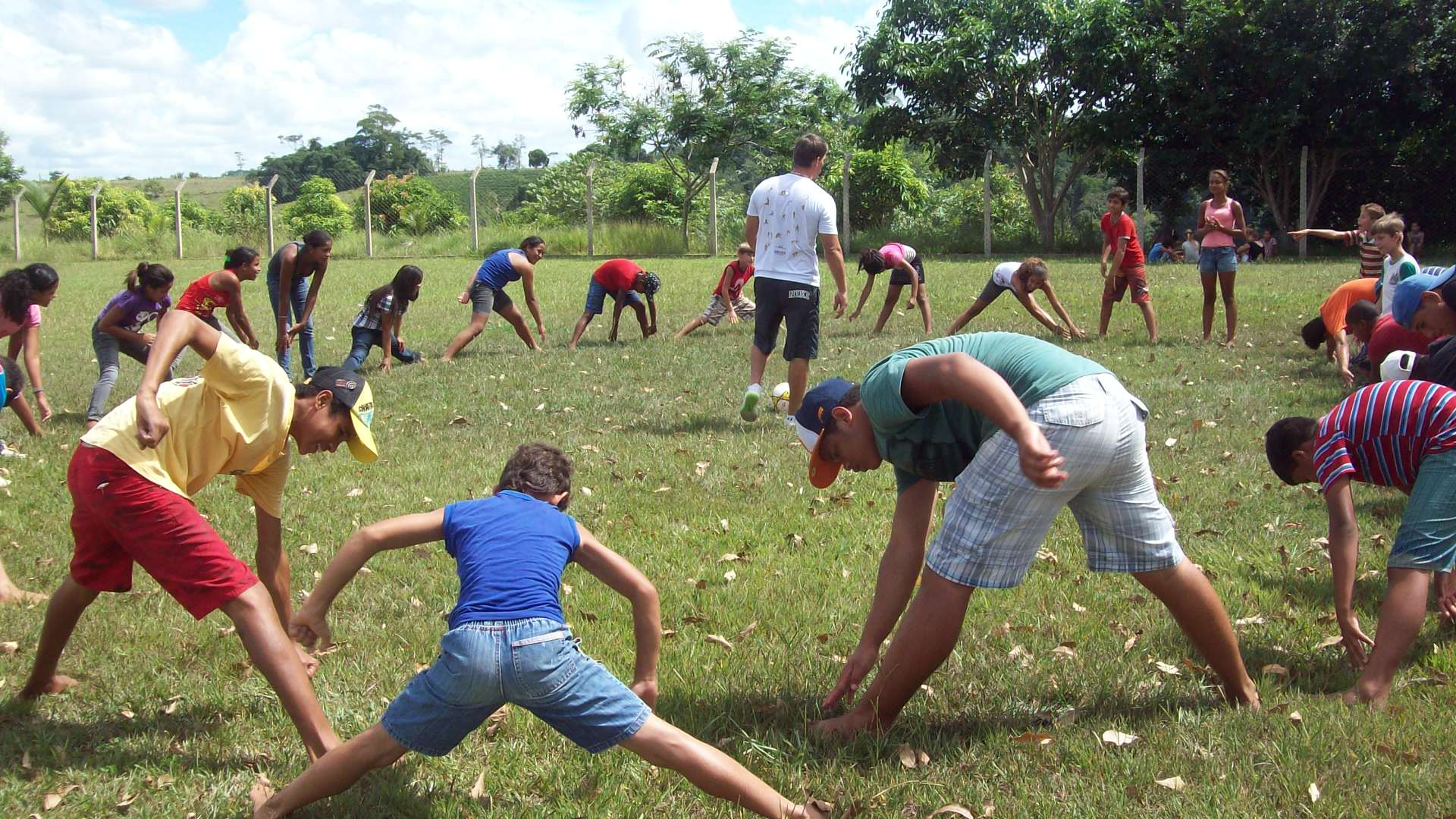Escolinha de Futebol de Vila Pavão conta com 150 atletas mirins inscritos