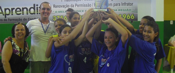 Escola professora Ascendina Feitosa de Vila Paulista conquista novos títulos nos jogos escolares