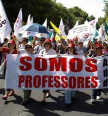 Greve dos professores é suspensa pela justiça