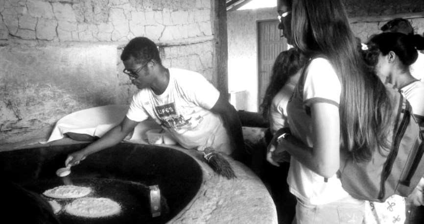 Alunos da Escola Ana Portela de Sá  realizaram viagem de estudo ao município de São Mateus