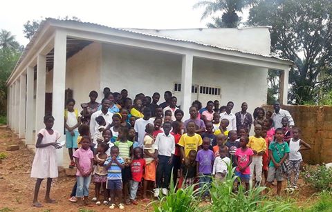 Um dia no dia das crianças na África. Conheça o trabalho dos missionários de Vila Paulista