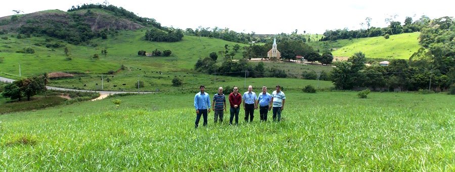 Agentes do Senai visitam área onde será instalada a “Escola Pedreira” de Vila Pavão