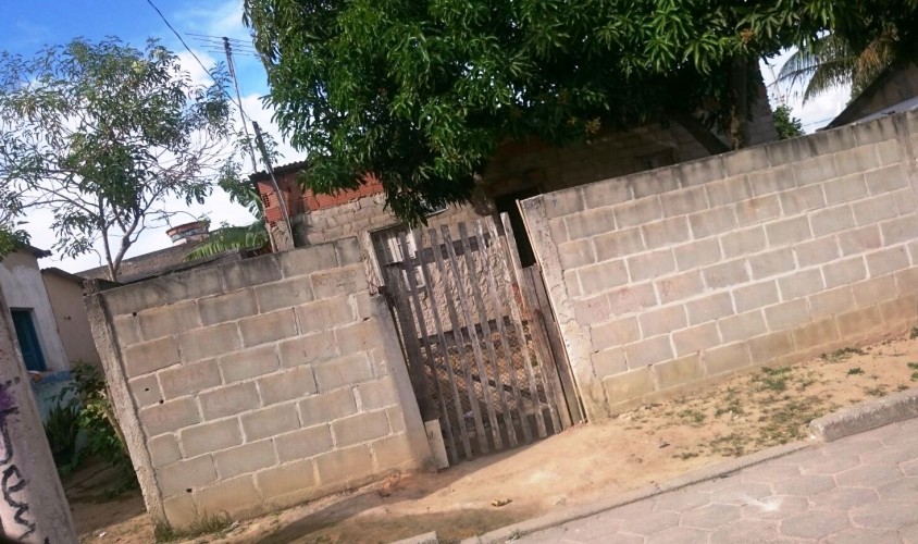 Homem e mulher são assassinados a tiros em linhares