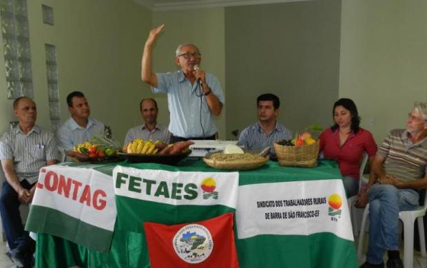 Agricultores discutem em Barra de São Francisco, Regularização Fundiária
