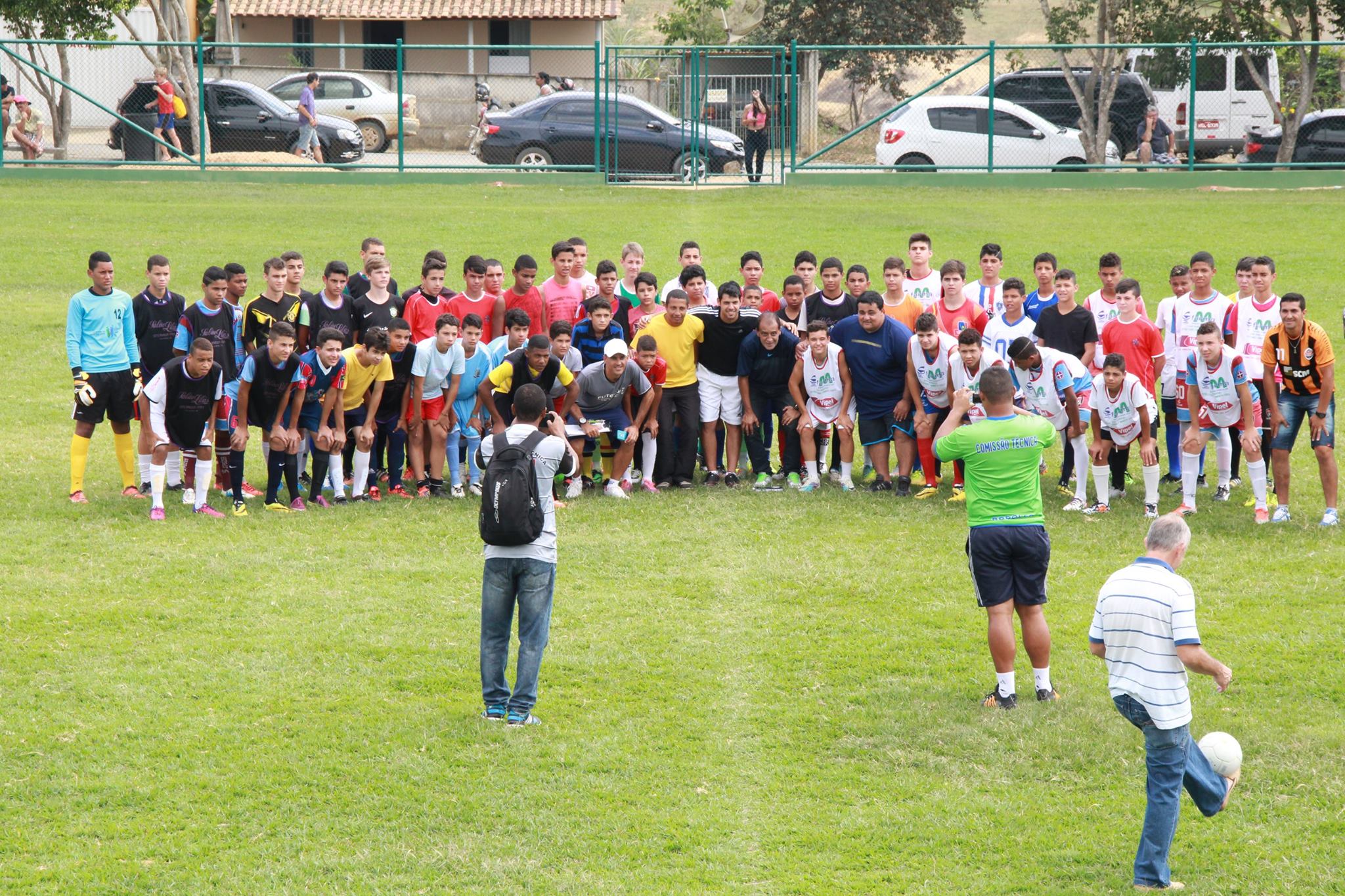 Equipe de olheiros do Avaí de Santa Catarina faz peneira em Vila Pavão em busca de talentos