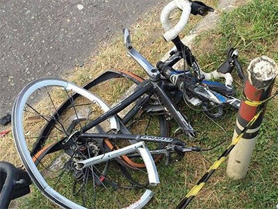 Morre ciclista veneciano atropelado por viatura policial