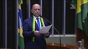Temer confirma Lelo Coimbra como líder da maioria na câmara