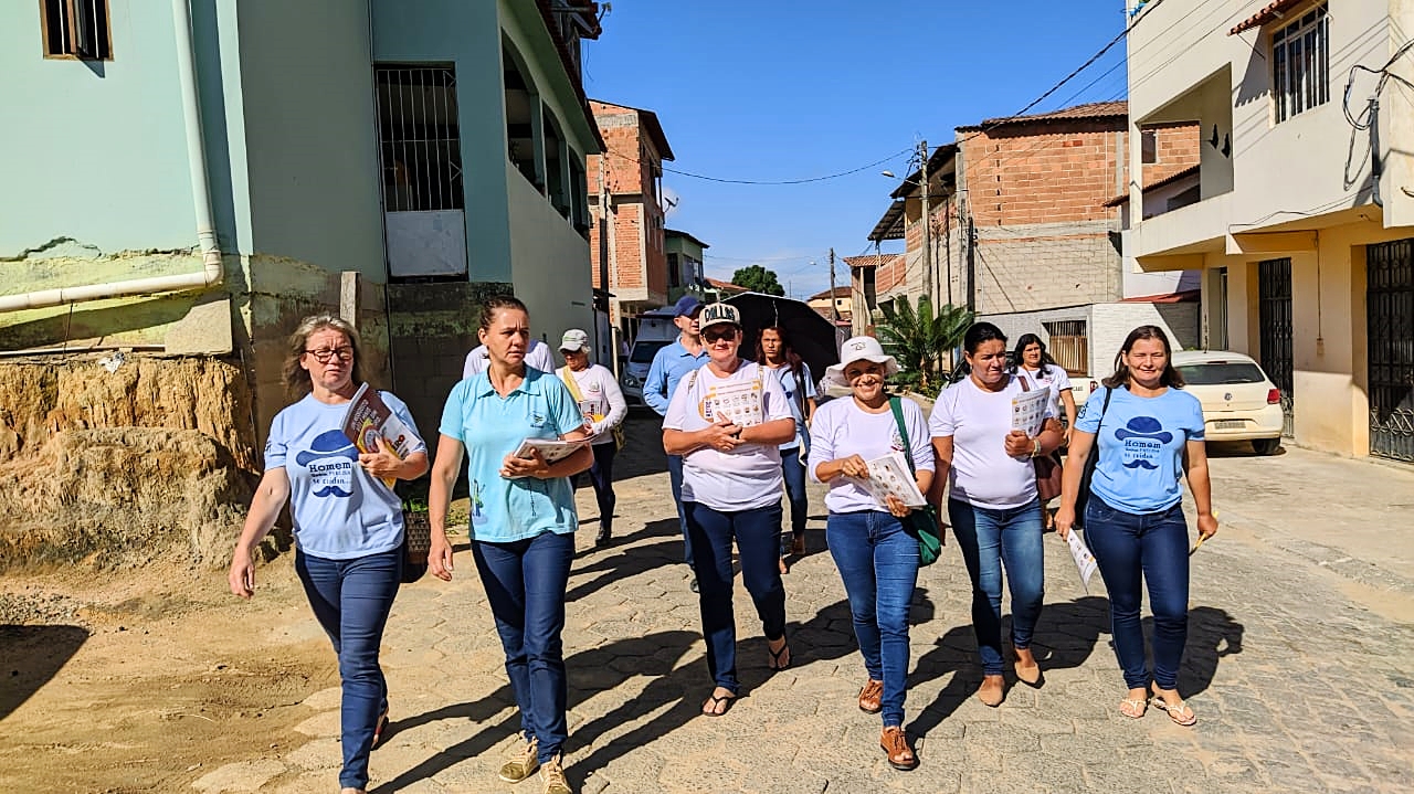 Campanha de combate ao mosquito aedes aegypti em Vila Pavão começa com palestras nas escolas do interior e mutirão no centro