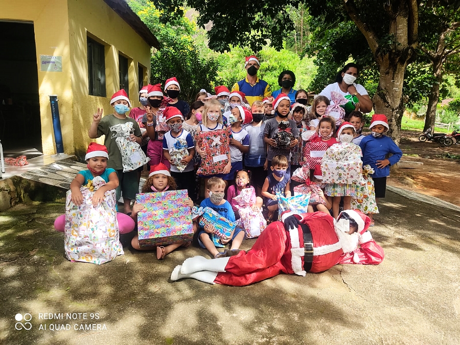 “Papai Noel dos Correios”; concretizada mais uma entrega de presentes