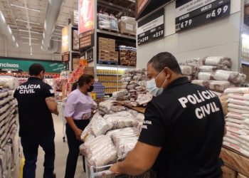 Mais de 12 mil pacotes de café são apreendidos em operação no ES