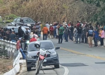 Pai e filho menor morrem em acidente no interior de Barra de São Francisco