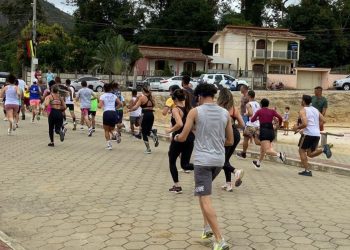 1ª Corrida de Rua atrai 61 competidores de Vila Pavão e região