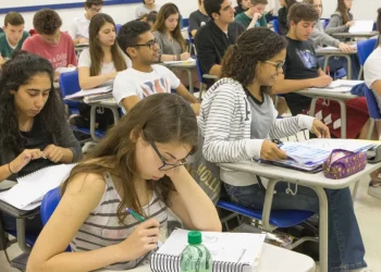 Enem 2023: notas serão divulgadas hoje; saiba como usá-las