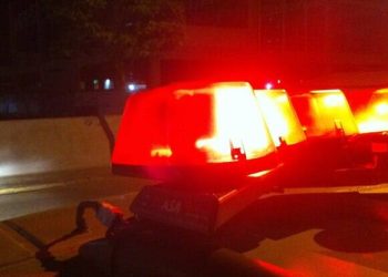 Idoso é preso após ser flagrado abusando de menino de 13 anos em Montanha