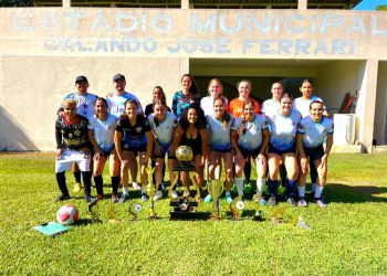 Time feminino de Vila Pavão celebra 1 ano de histórias e conquistas