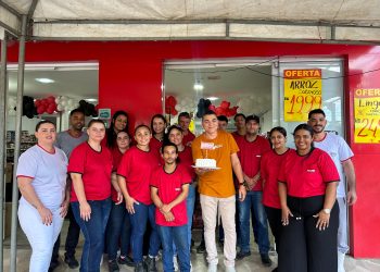 Oito anos de Andim Supermercado em Vila Pavão: celebração, gratidão e memória