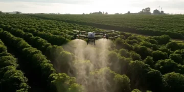 Tecnologia no campo: drones e máquinas transformam a rotina de produtores rurais capixabas