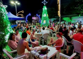 Fé, união e tradição marcam os preparativos para a Noite de Louvor na Praça