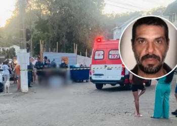 Homem é morto a tiros em frente de casa em Santa Teresa; suspeito ainda não foi localizado